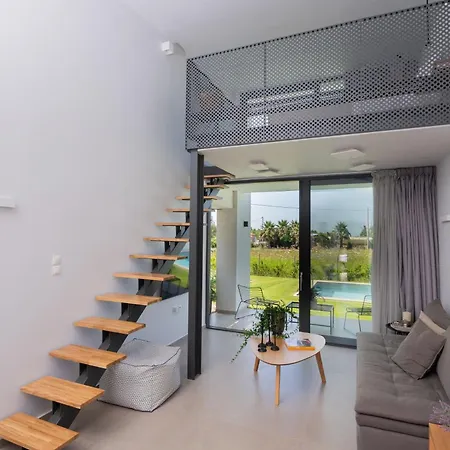 Sevene Villa Petroulai