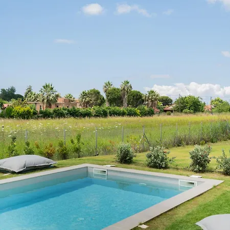 Sevene Villa Petroulai
