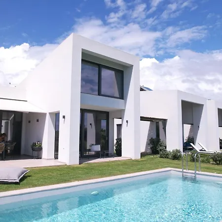 Sevene Villa Petroulai