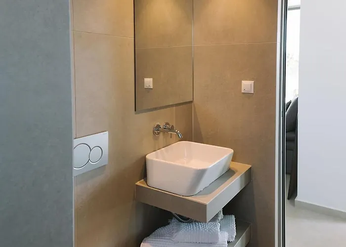 Sevene - Kourouta Peloponnese * Petroulai